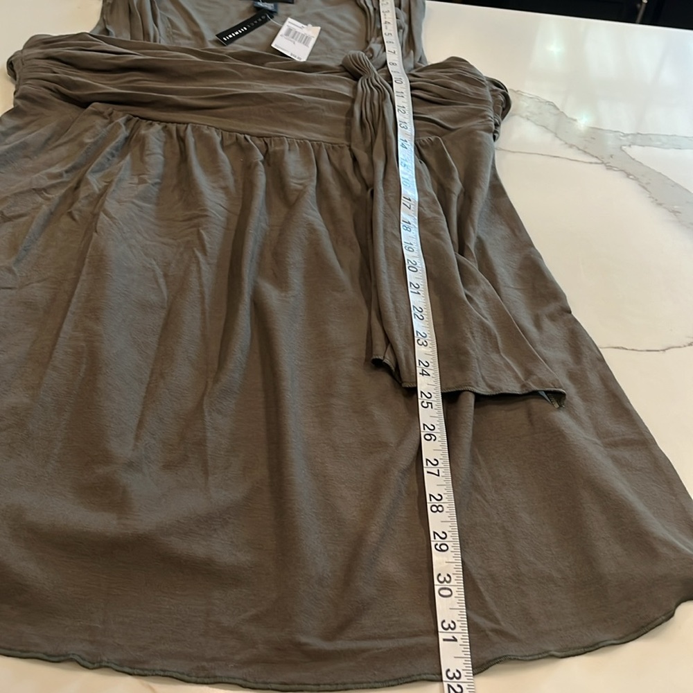 Grace Elements Olive Green Top. Sz Lg. Very flattering bust line. - Picture 11 of 11